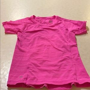 Athleta short sleeves T-shirt